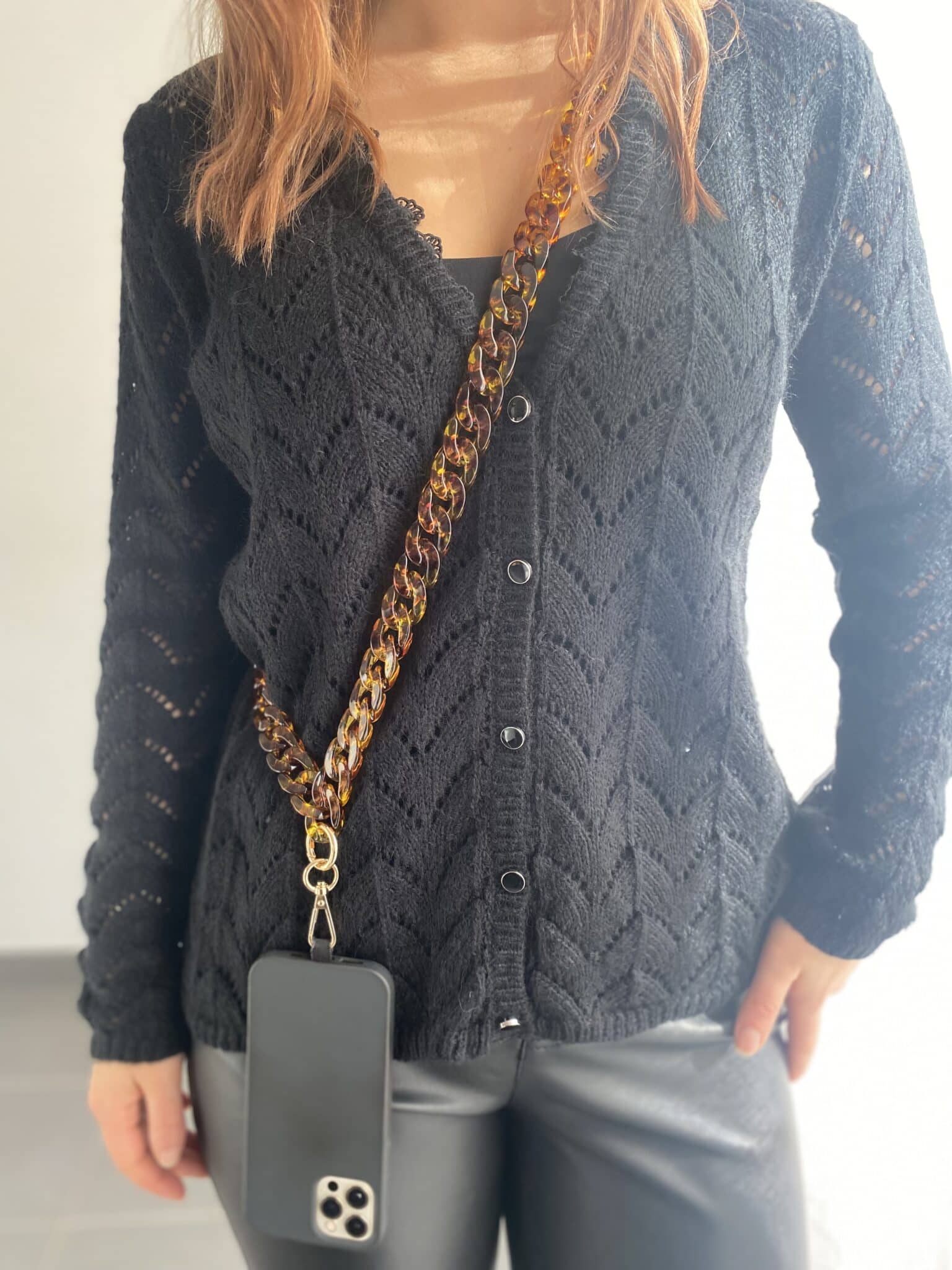 Chaîne de téléphone Marron – Image 5