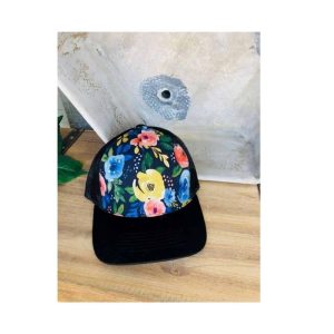 Casquette noire imprimé fleurs jaune AVEC PONEYTAIL