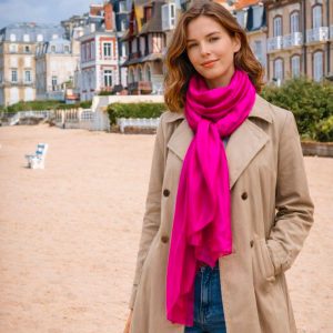 Pink / Red silk scarf Alquezar